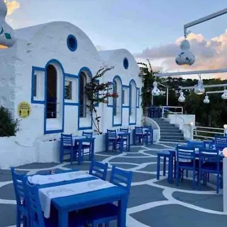 Bodrum 4 Bed-4 Bath Triplex - Aktur Yani