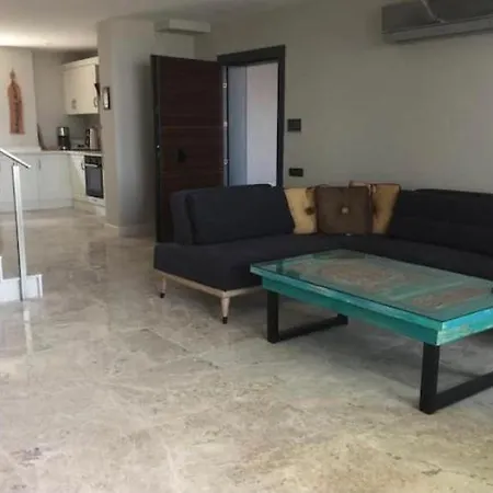 بيت للعطل Bodrum 4 Bed-4 Bath Triplex - Aktur Yani بيتيس