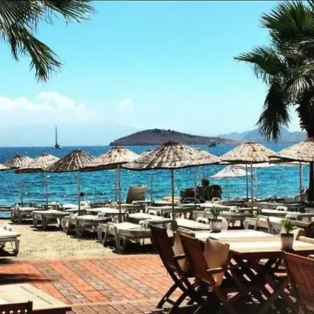 Bodrum 4 Bed-4 Bath Triplex - Aktur Yani بيت للعطل